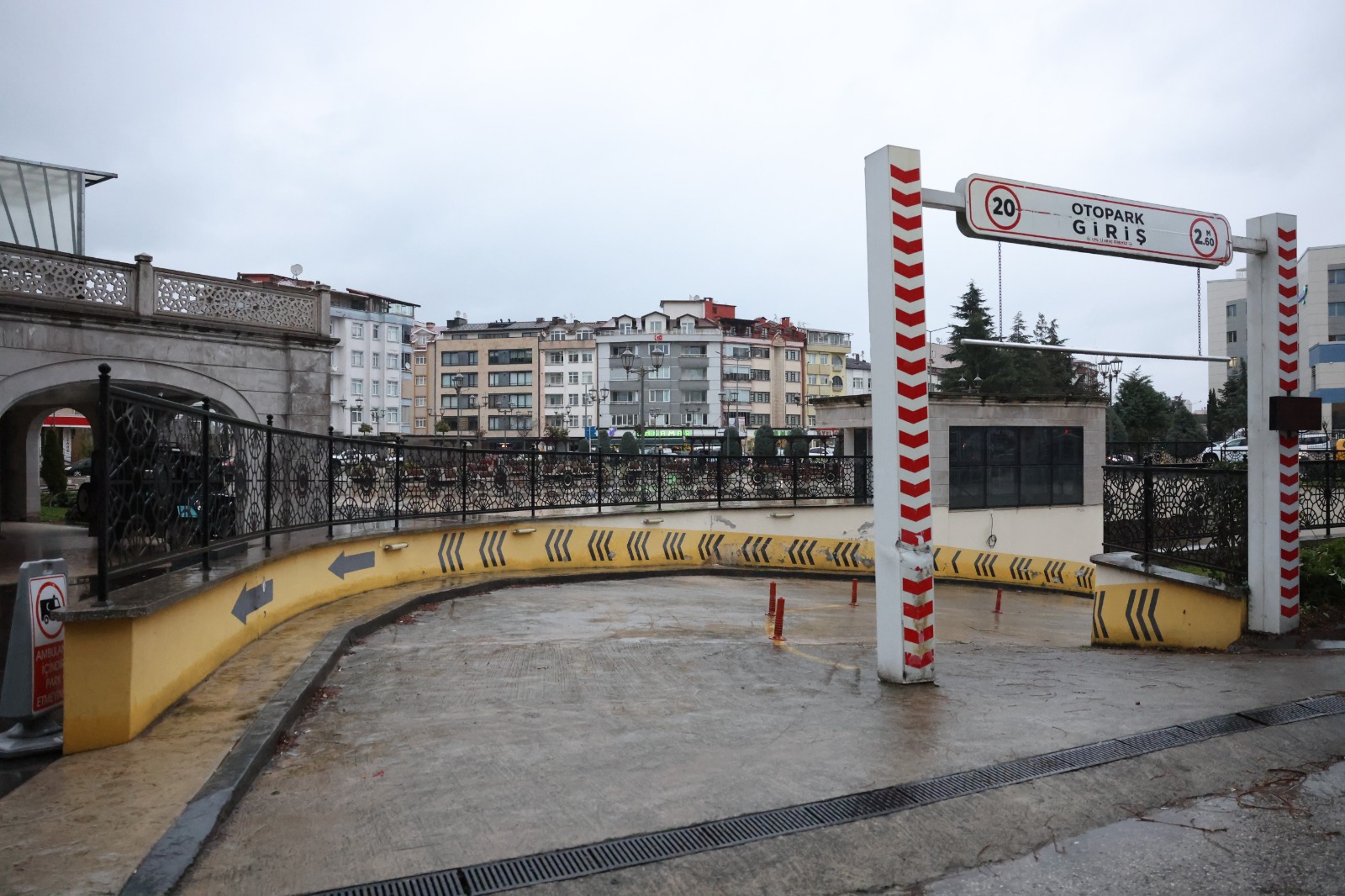 8 YILDIR ATIL KALAN OTOPARK İÇİN BAŞKAN TEPE HAREKETE GEÇTİ