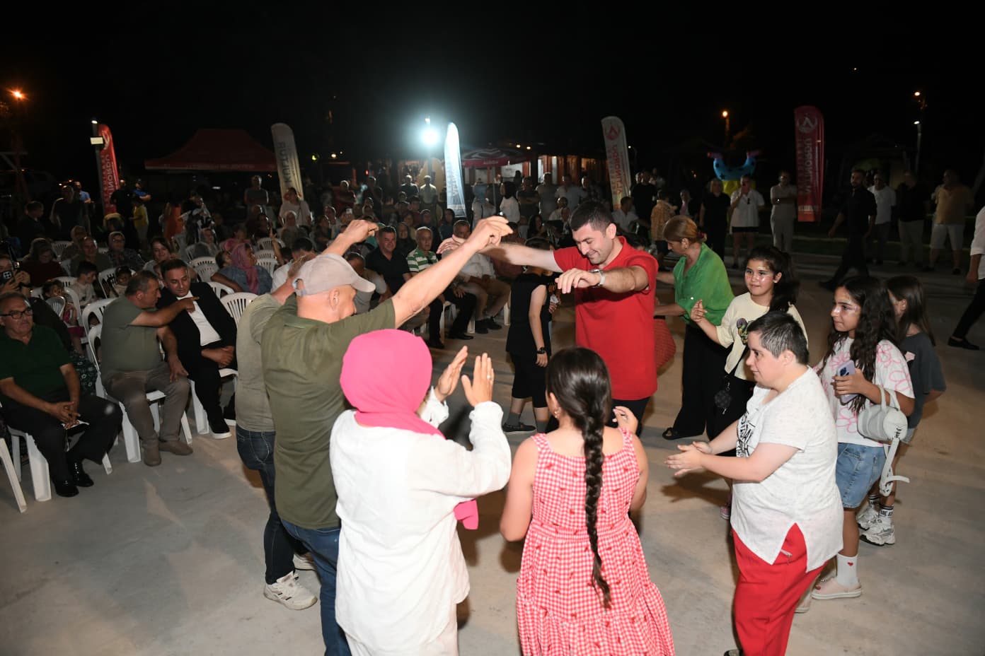 SARAYCIK VE KÖKENLİ DE ŞENLENDİ