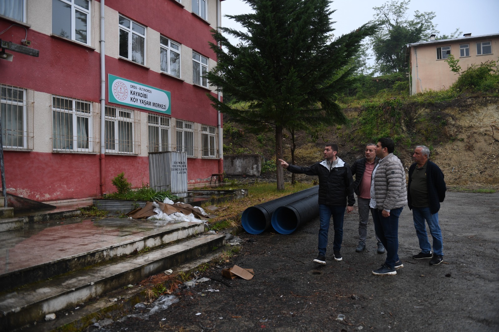 KAYADİBİ MAHALLESİ DE ETKİNLİK ALANINA KAVUŞTU