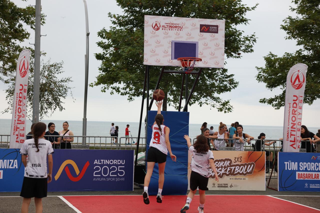 AVRUPA SPOR ŞEHRİNDE BASKETBOL HEYECANI BAŞLADI