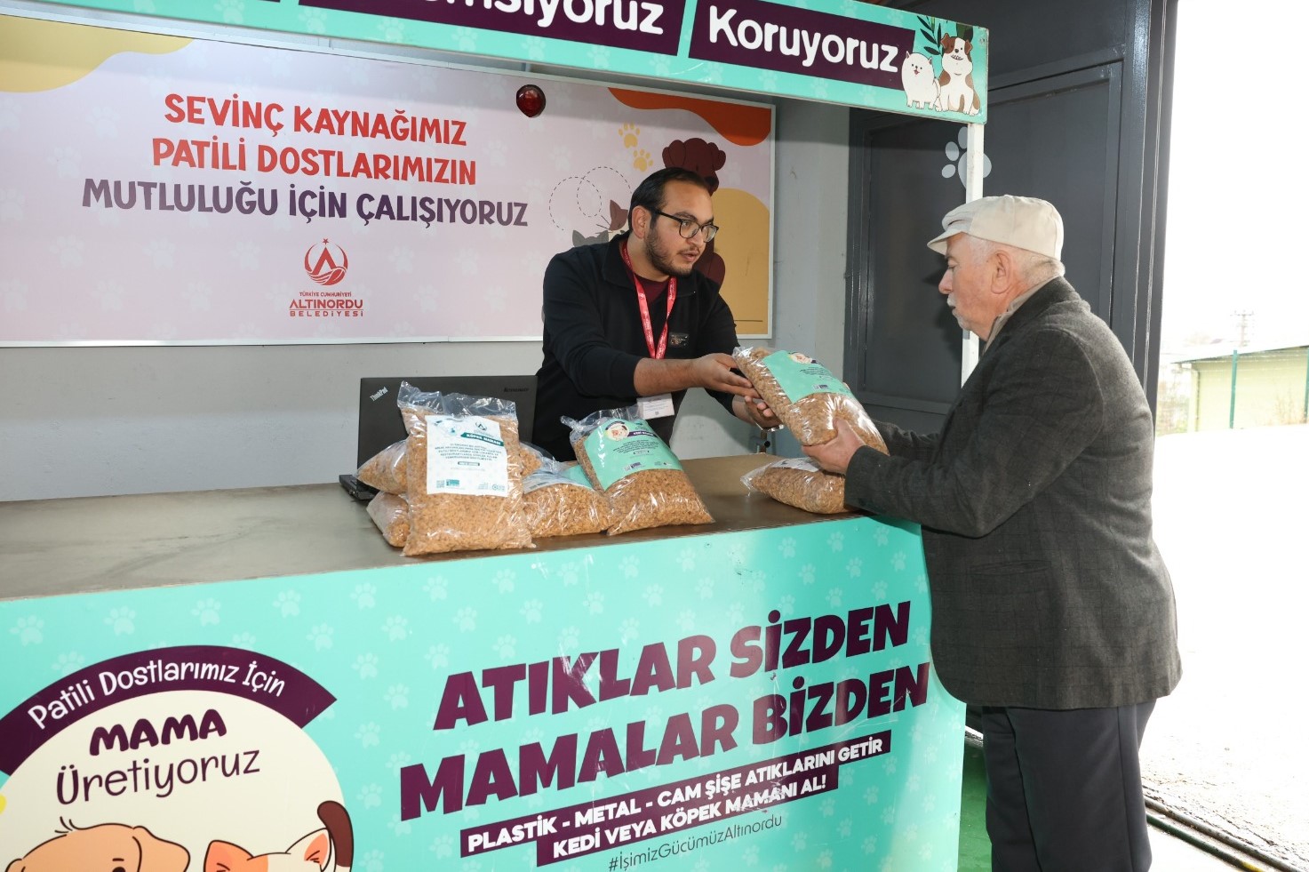 Altınordu Belediyesi’nden Patili Dostlar İçin Halk Günü