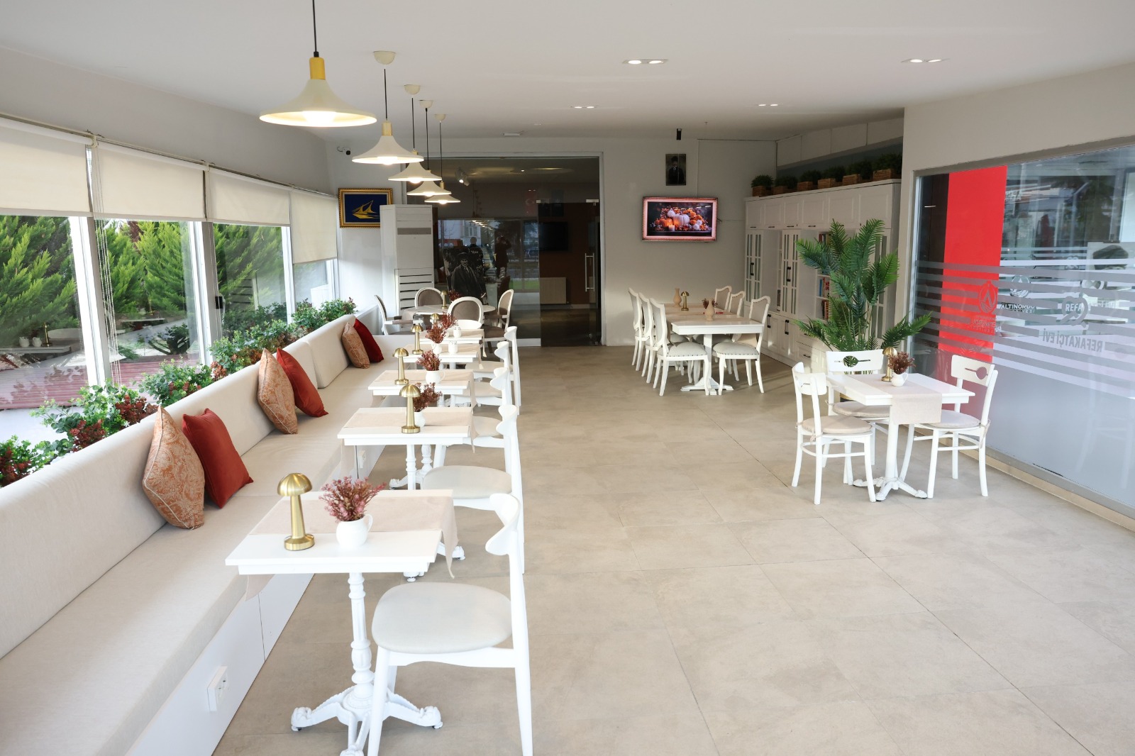 SAATSİZ KAFE AÇILIŞA HAZIR