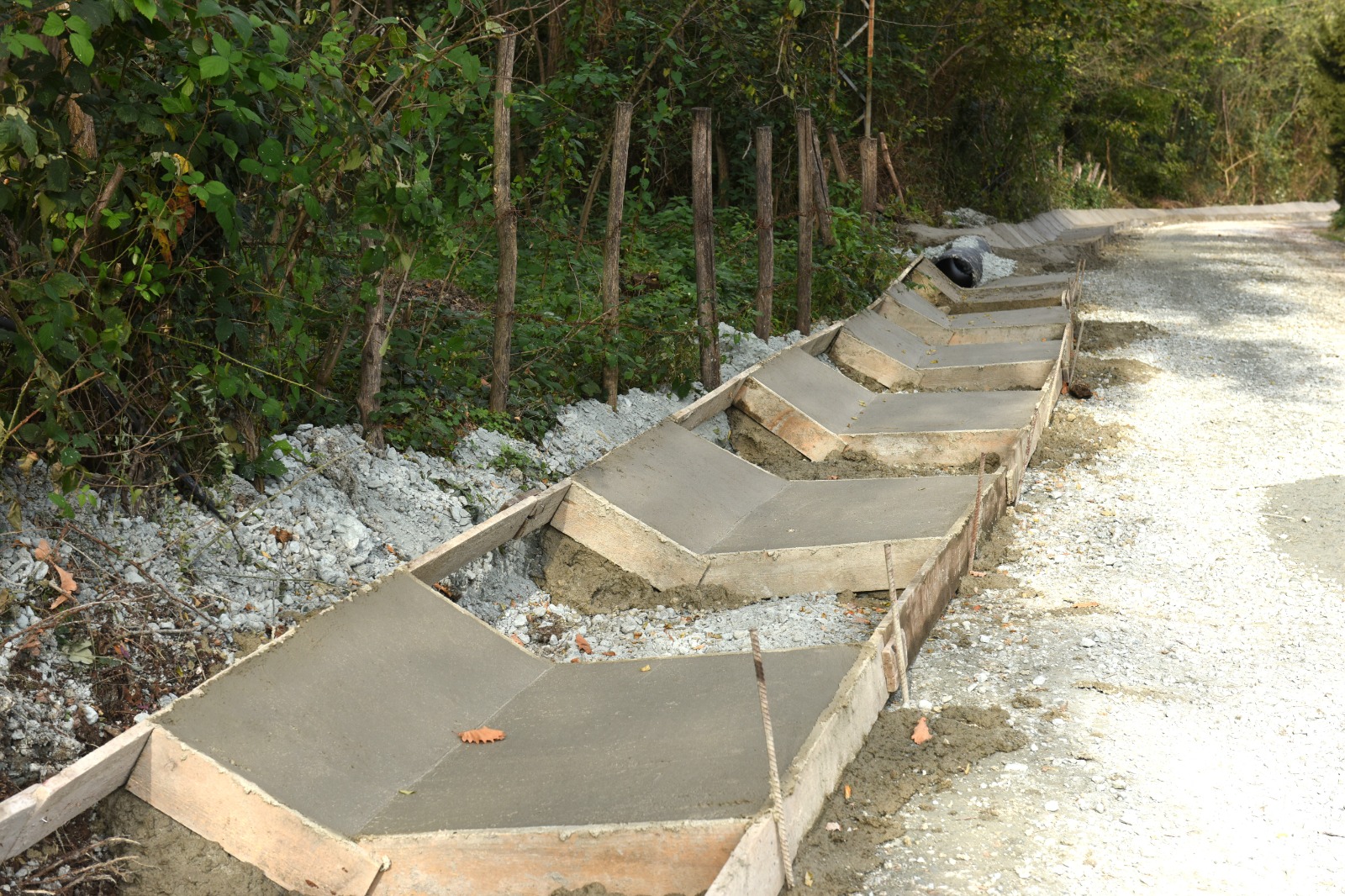 BOZTEPE’YE ULAŞIM SAĞLAYAN ALTERNATİF YOLUN İKİNCİ ETABI DA TAMAMLANDI