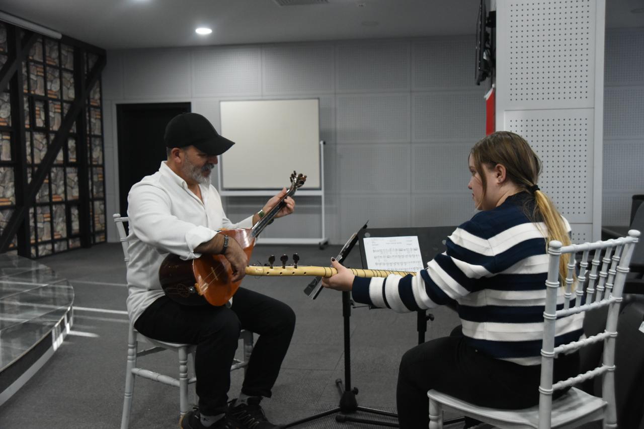 ALTINORDU’DA SANATIN KAPISI YENİDEN ARALANDI