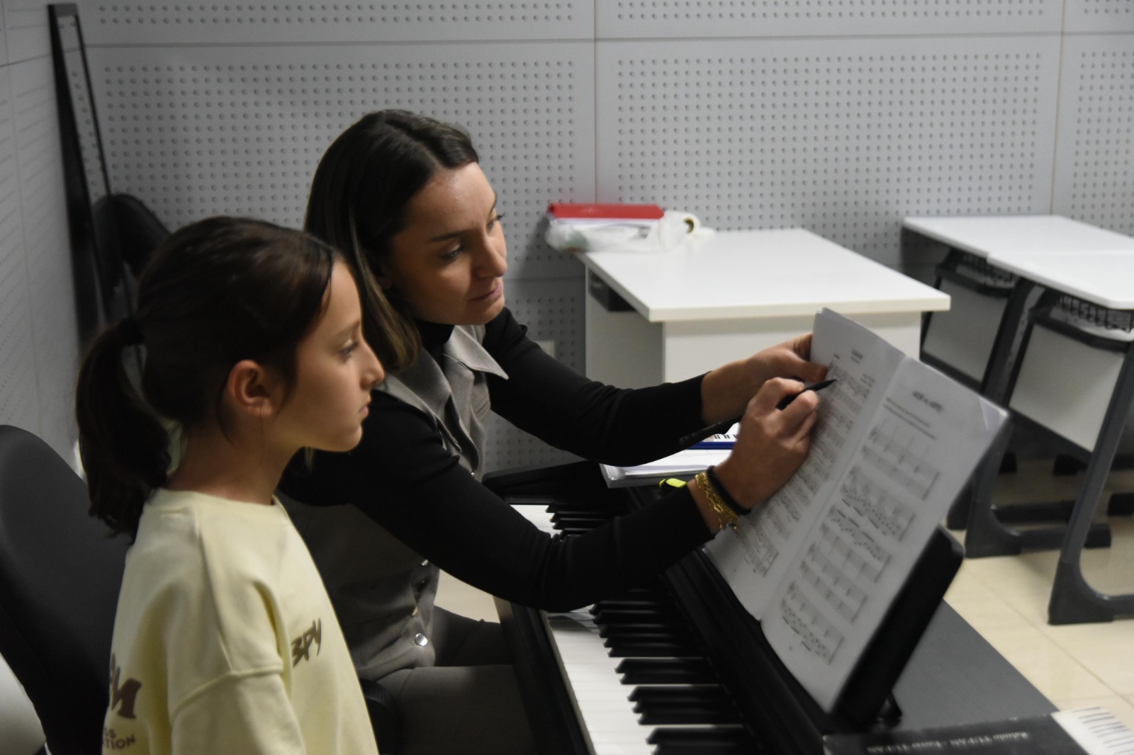 ALTINORDU’DA SANATIN KAPISI YENİDEN ARALANDI