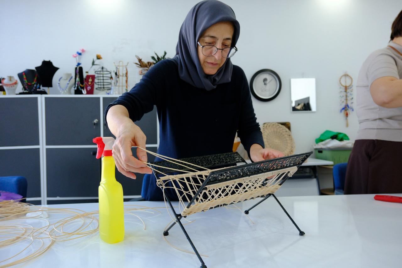 ALTINORDU BELEDİYESİ 14 FARKLI ALANDA KURS VERİYOR