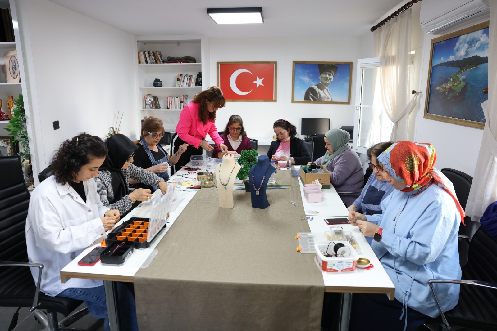 ALTINORDU BELEDİYESİ 14 FARKLI ALANDA KURS VERİYOR