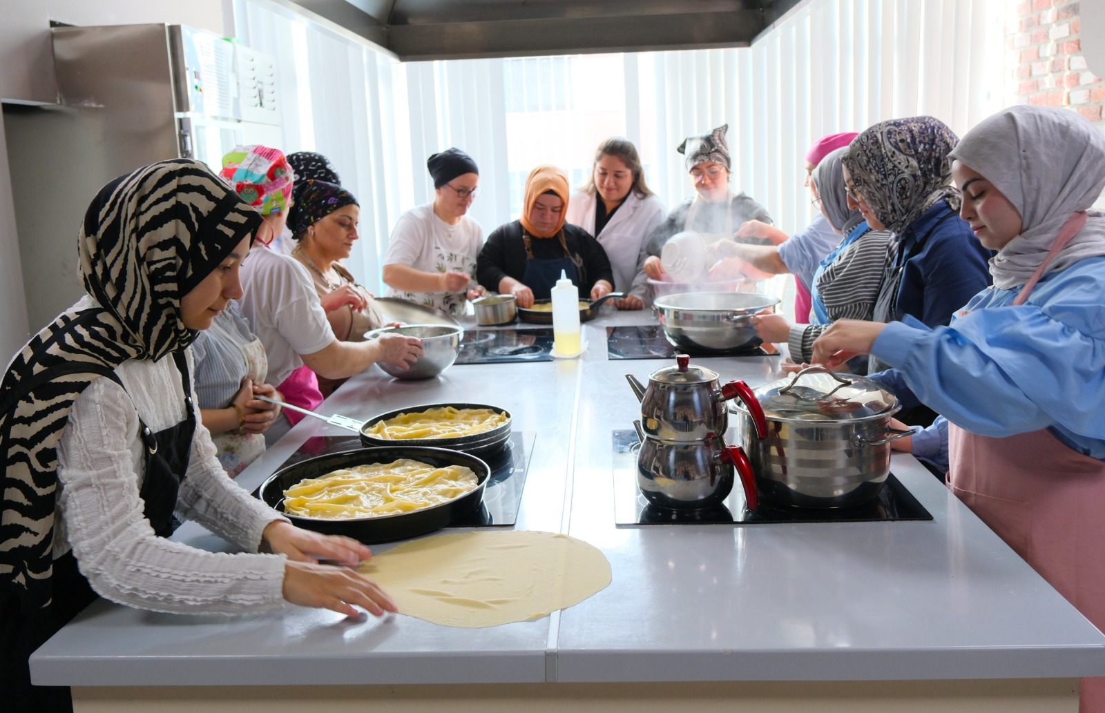 ALTINORDU BELEDİYESİ 14 FARKLI ALANDA KURS VERİYOR