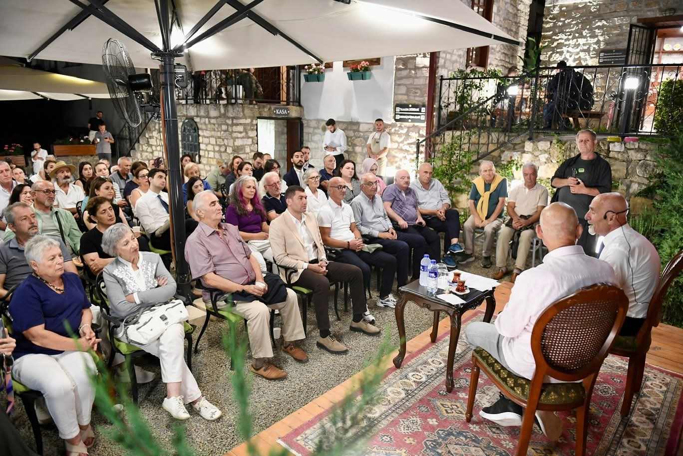 Taşbaşı Sohbetlerinde 12 Eylül Darbesi Masaya Yatırıldı