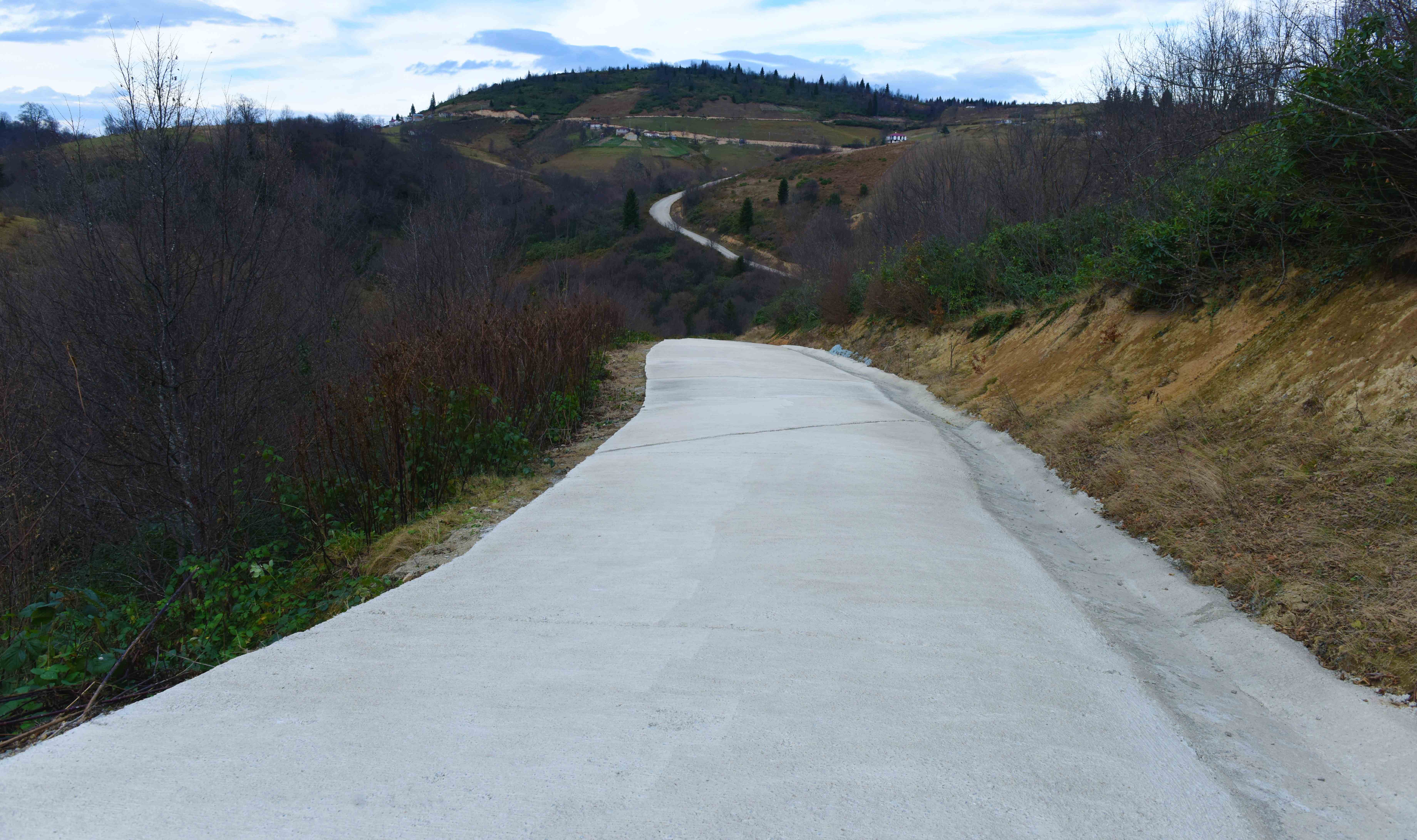 ALTINORDU BELEDİYESİ KONFORLU YOL AĞINA HER GÜN BİR YENİSİNİ DAHA EKLİYOR