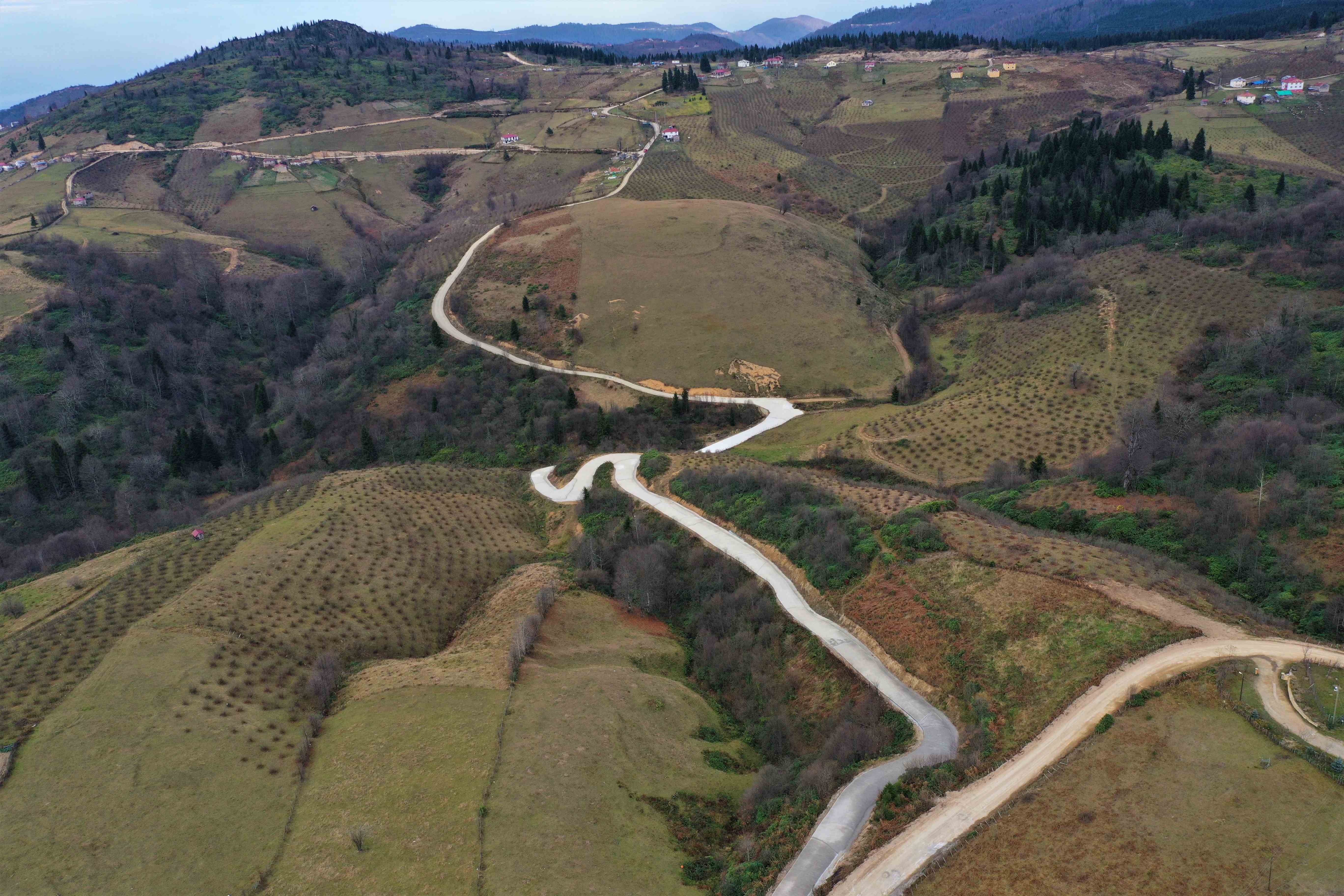 ALTINORDU BELEDİYESİ KONFORLU YOL AĞINA HER GÜN BİR YENİSİNİ DAHA EKLİYOR