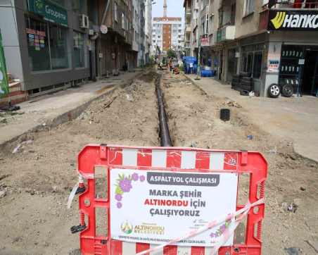 ALTINORDU BELEDİYESİ ALT YAPI VE ÜST YAPI ÇALIŞMALARINI ARALIKSIZ SÜRDÜRÜYOR