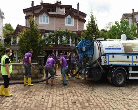 ALTINORDU BELEDİYESİ KARDEŞ ÜNYE’Yİ YALNIZ BIRAKMADI