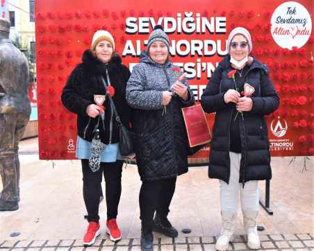 ALTINORDU BELEDİYESİ’NDEN SEVGİ DOLU RENKLİ ETKİNLİK