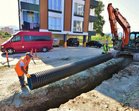 ALTINORDU’DA DURMAK YOK HİZMETE DEVAM