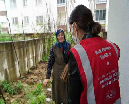 BAŞLARIN TACI HER DERDİN İLACI ANNELERİMİZ