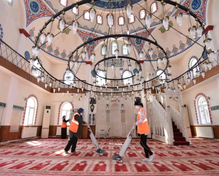 ALTINORDU'DA CAMİLER RAMAZAN’A HAZIRLANIYOR