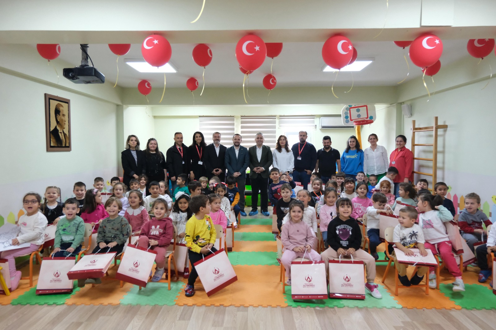 SIFIR ATIK BİLİNCİ ANAOKULLARINDAN AŞILANMAYA BAŞLADI