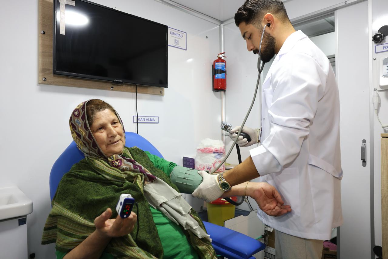 SAĞLIK HİZMETİ VATANDAŞIN AYAĞINA GİDİYOR