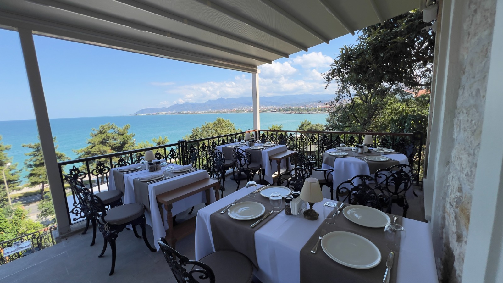 ORDU’NUN İLK GASTRONOMİ MERKEZİ MİSAFİRLERİNİ AĞIRLAMAYA DEVAM EDİYOR