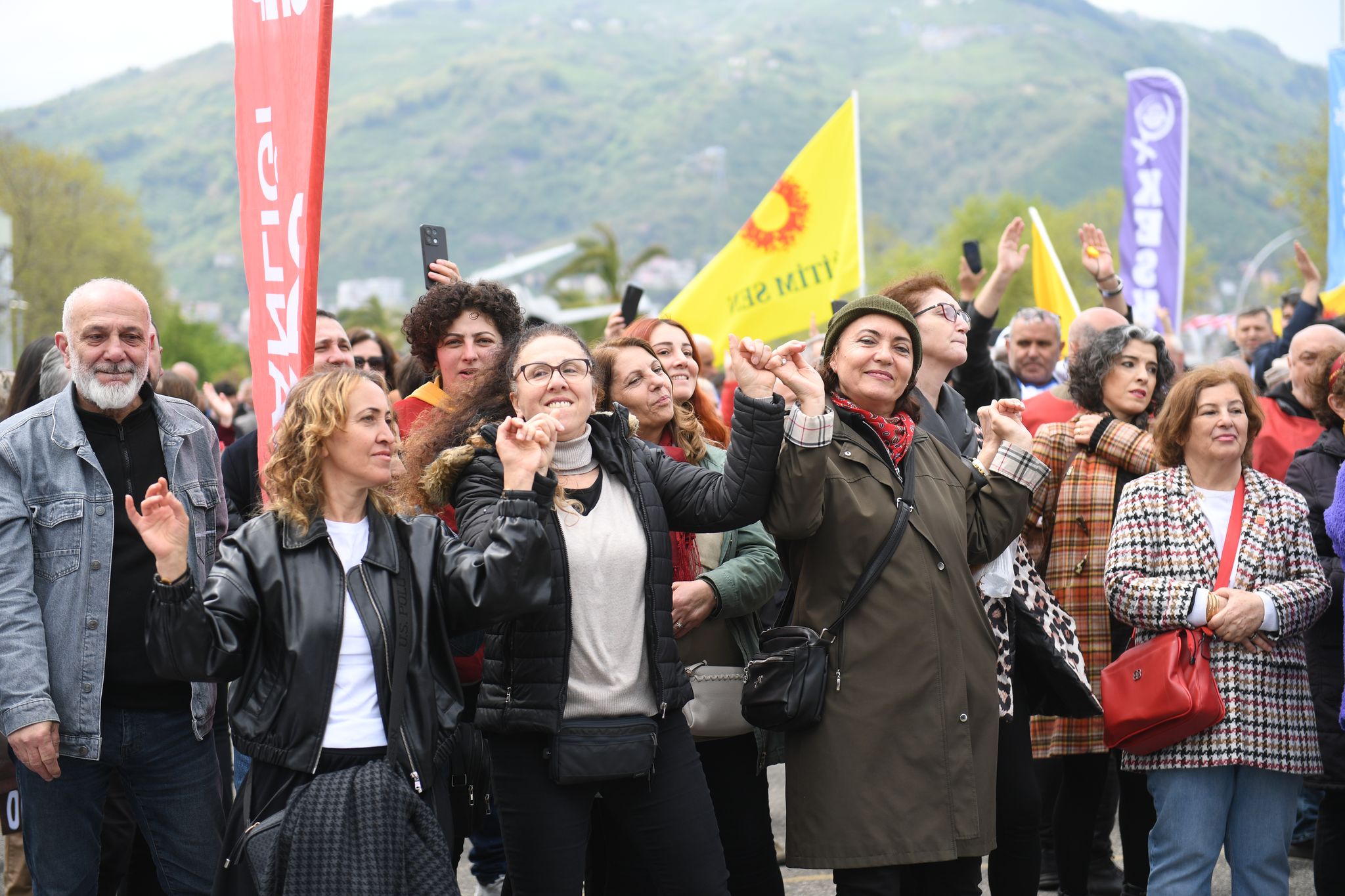 BAŞKAN TEPE'DEN 1 MAYIS'A DESTEK