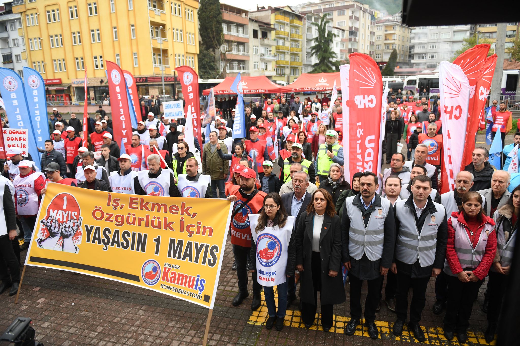 BAŞKAN TEPE'DEN 1 MAYIS'A DESTEK
