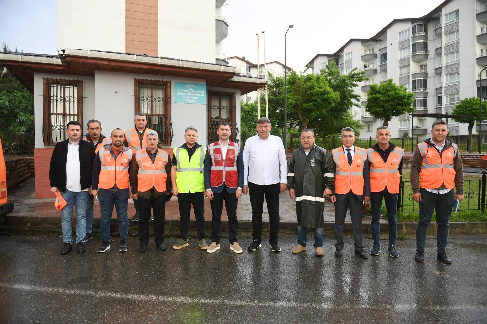 BAŞKAN TEPE’DEN ŞİRİNEVLER ÇIKARMASI