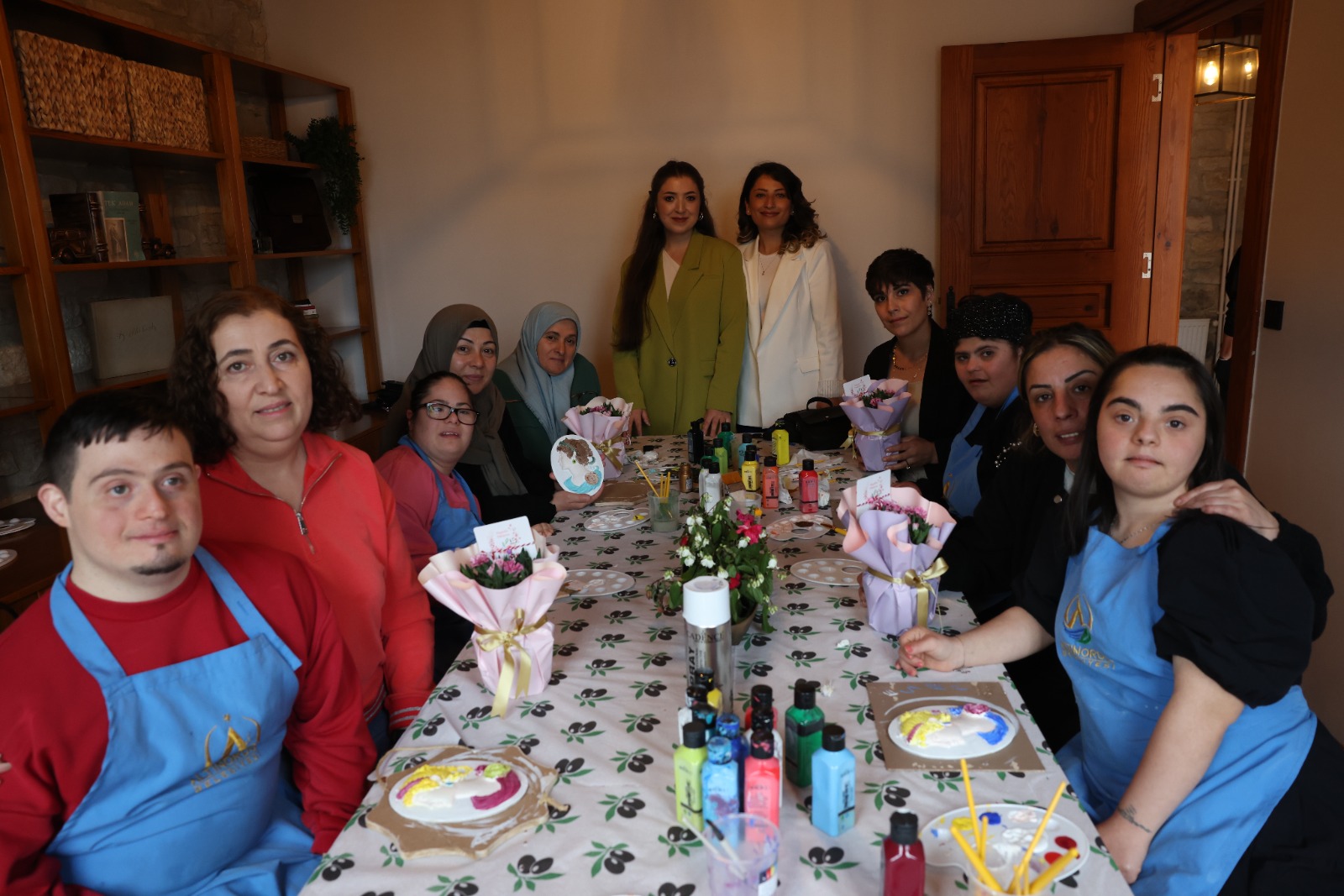 GLÜTENSİZ MENÜLÜ SANAT KAFE BÖLGEYE DE HİTAP EDİYOR