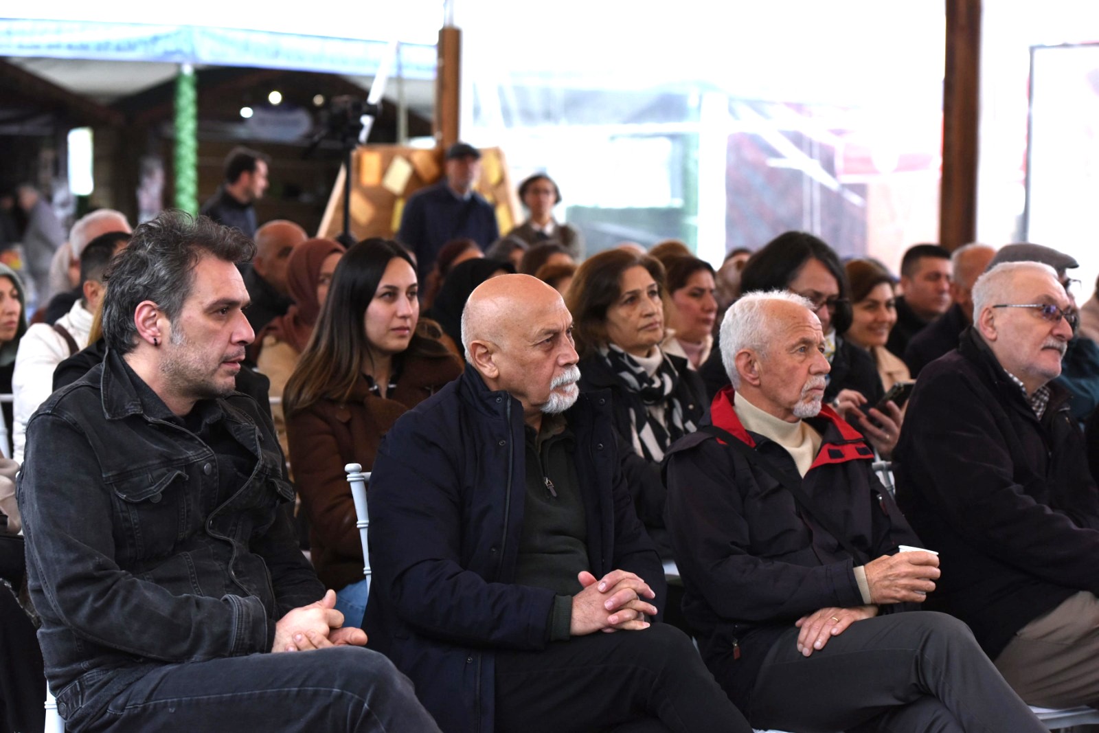 EDEBİYAT VE KİTAP GÜNLERİ’NİN İKİNCİ GÜNÜ DE DOPDOLU ETKİNLİKLERLE GEÇTİ