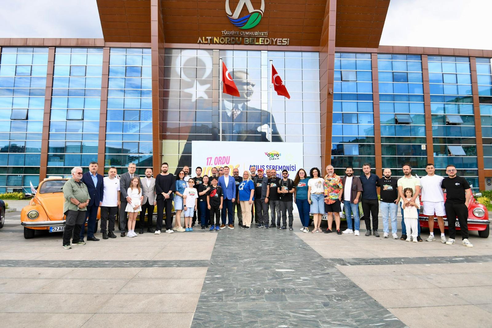 Başkan Ulaş Tepe, Vosvosçularla Şehir Turu Attı