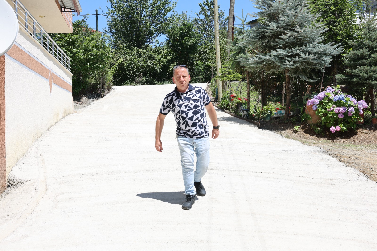 BAŞKAN TEPE, ENGELLİ VATANDAŞIN YOL HASRETİNİ SONA ERDİRDİ